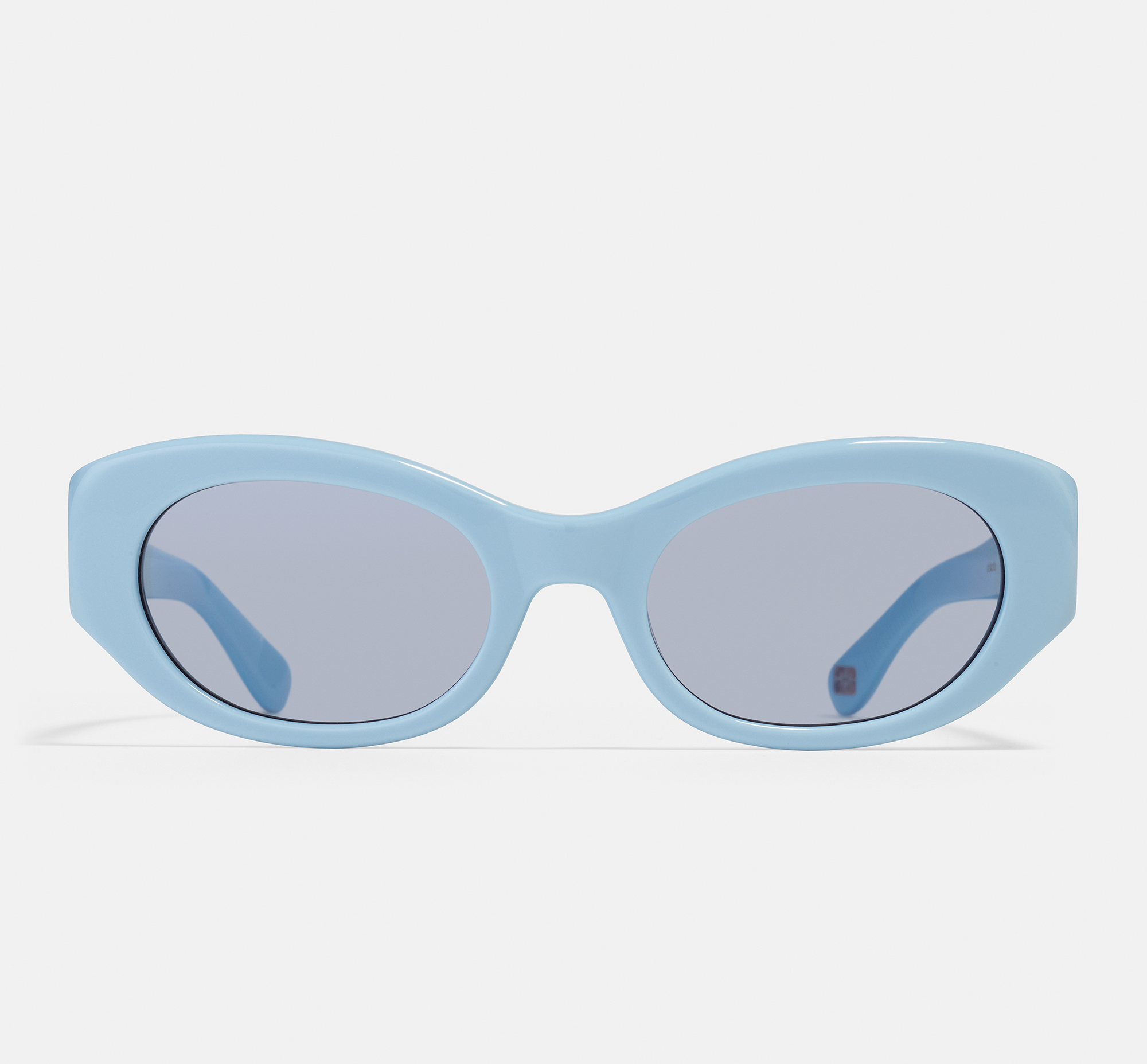 Dakota x GANNI Frosty | Oval Recycled Sunglasses