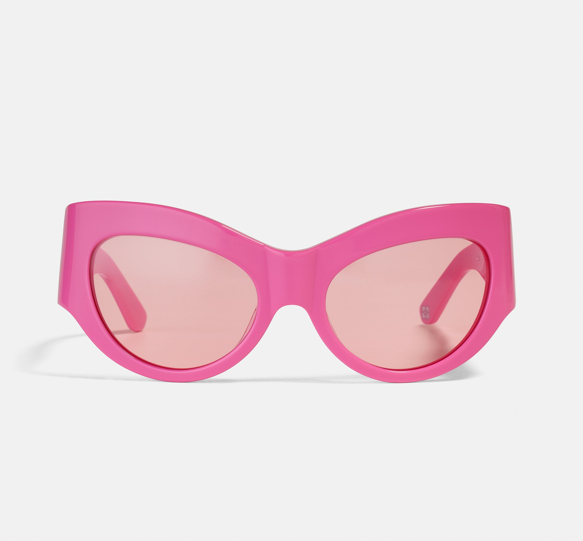 Trixie x GANNI Bubblegum | Oval Renew Bio Acetate Sunglasses